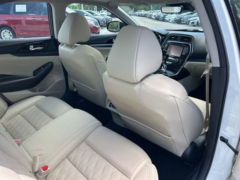 Certified 2023 Nissan Maxima Platinum w/ Sport Mat Group FWD image 50
