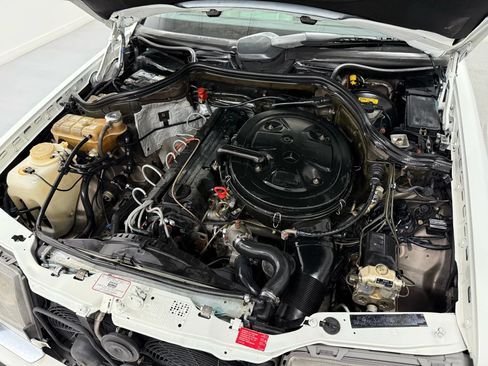Used 1990 Mercedes-Benz 300 E 3.0 image 88