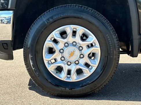 Used 2024 Chevrolet Silverado 3500 LTZ w/ LTZ Convenience Package AWD/4WD image 25
