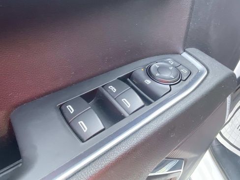 Certified 2024 Chevrolet Silverado 1500 LT image 23