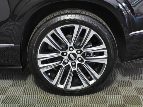 Certified 2026 Cadillac Vistiq Premium Luxury w/ LPO, Floor Liner Package AWD/4WD image 21