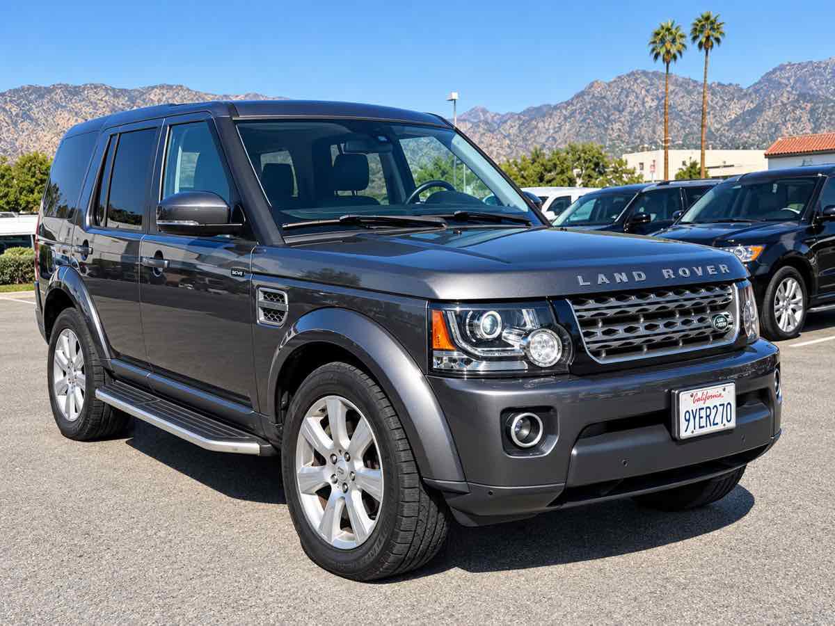 Used 2015 Land Rover LR4 HSE AWD/4WD image 1