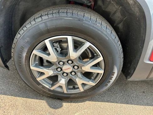 Used 2023 GMC Acadia SLE w/ Driver Convenience Package FWD image 59