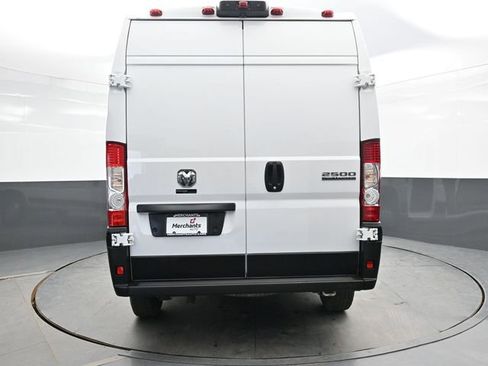 Used 2023 RAM ProMaster 2500 FWD image 41