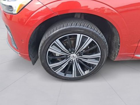 Used 2022 Volvo XC60 B5 Inscription w/ Advanced Package FWD image 9