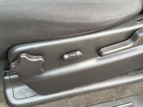 Certified 2011 Chevrolet Suburban LS RWD image 14