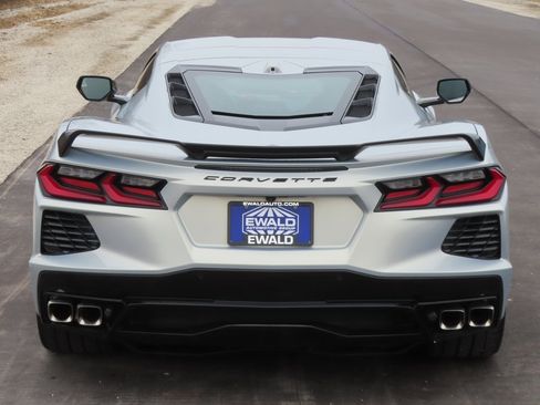 Used 2021 Chevrolet Corvette Stingray Preferred Cpe w/ Z51 Performance Package image 19