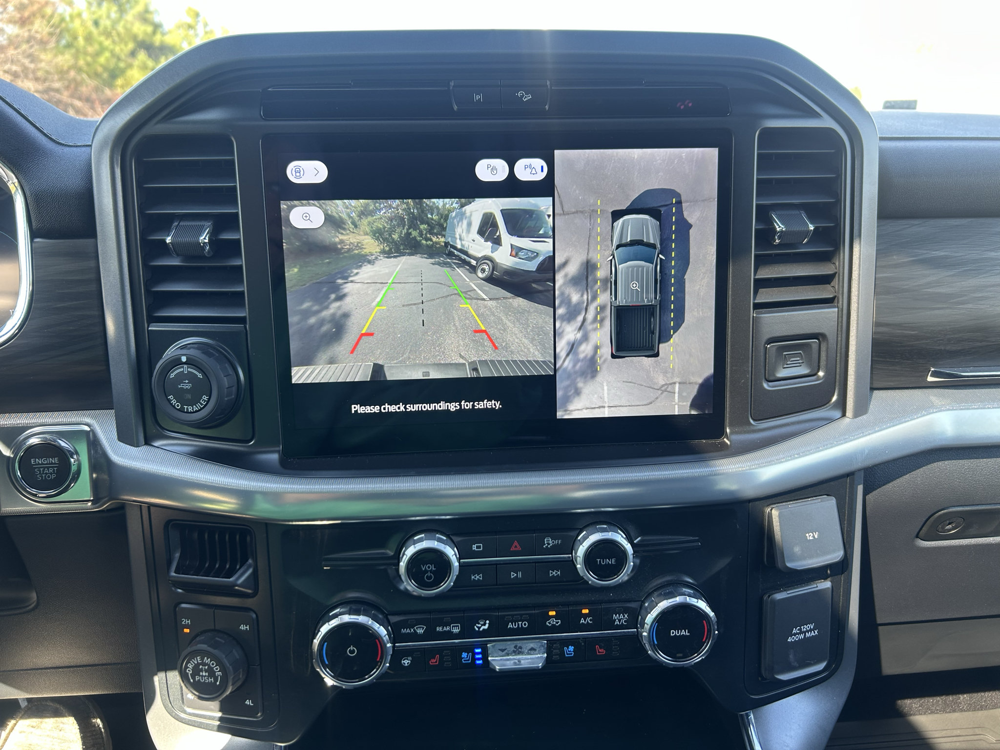 Used 2025 Ford F150 Lariat w/ Equipment Group 501A Mid AWD/4WD image 26