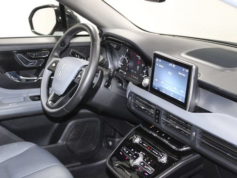 Used 2022 Lincoln Corsair FWD image 31