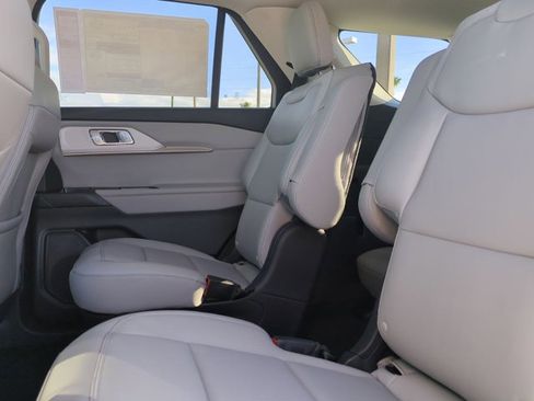 New 2026 Ford Explorer Active w/ Active Comfort Package image 14