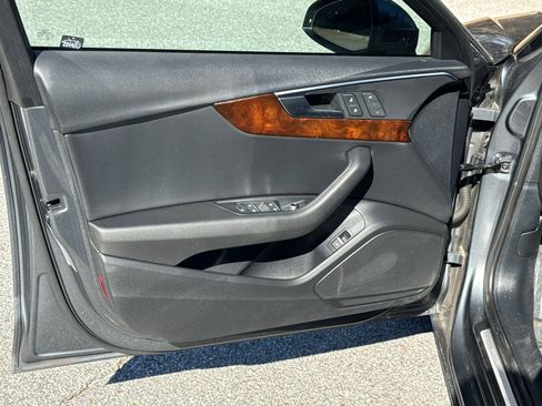 Used 2019 Audi A4 2.0T Premium w/ Convenience Package image 10