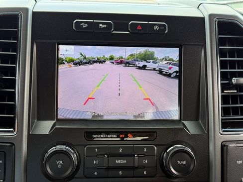 Used 2019 Ford F150 XLT w/ Equipment Group 302A Luxury AWD/4WD image 13
