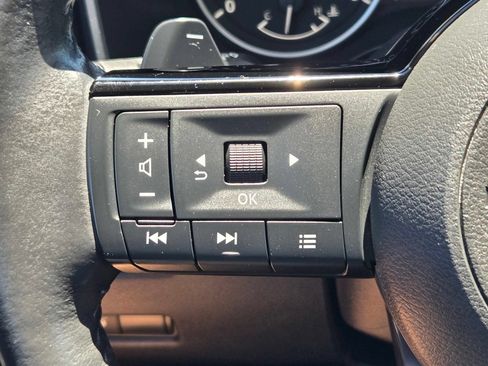 Used 2021 Nissan Rogue SL FWD image 32