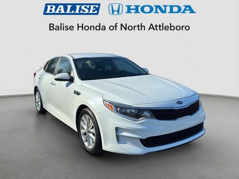 Used 2018 Kia Optima LX w/ 17" Alloy Wheels Package image 7
