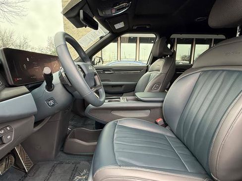 Used 2024 Kia EV9 GT-Line image 13