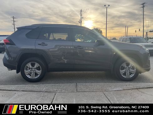 Used 2024 Toyota RAV4 XLE w/ Convenience Package image 21