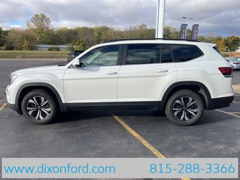 New 2026 Volkswagen Atlas SE image 4