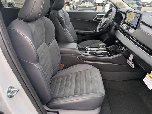 New 2025 Mitsubishi Outlander Trail Edition image 36