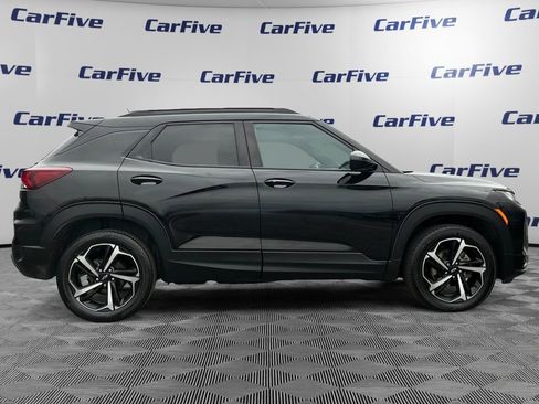 Used 2023 Chevrolet TrailBlazer RS w/ Sun and Liftgate Package image 7