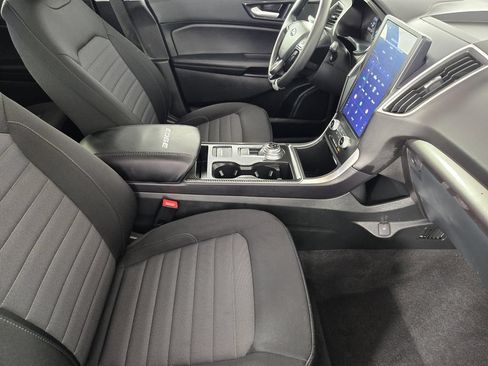 Used 2024 Ford Edge SE w/ Black Appearance Package AWD/4WD image 15