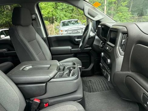 Used 2026 Chevrolet Silverado 2500 Custom w/ Custom Value Package AWD/4WD image 9
