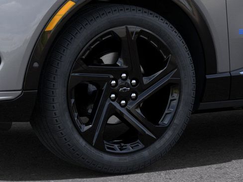 New 2025 Chevrolet Equinox EV RS image 9