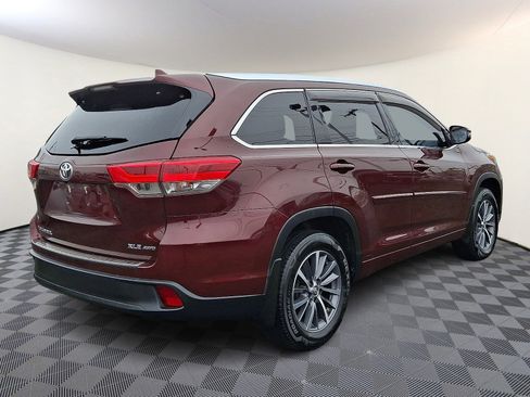 Used 2018 Toyota Highlander XLE w/ Protection Package #3 image 7