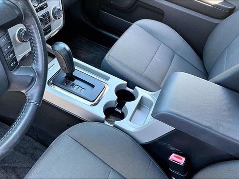 Used 2010 Ford Escape XLT FWD image 16