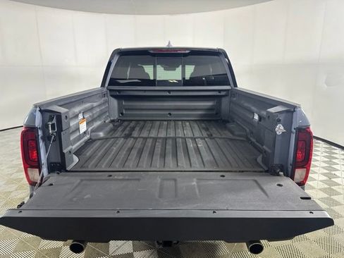 Used 2025 Honda Ridgeline TrailSport image 9