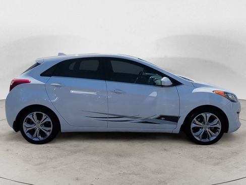 Used 2013 Hyundai Elantra GT w/ Touch & Go Pkg FWD image 6