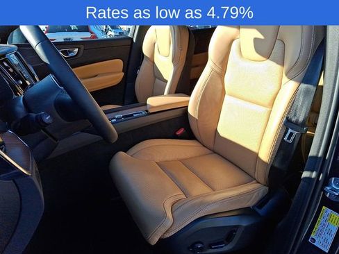 Certified 2023 Volvo XC60 T8 Ultimate w/ Climate Package image 14