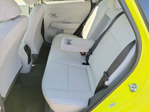 Used 2024 Hyundai Kona SEL FWD image 25