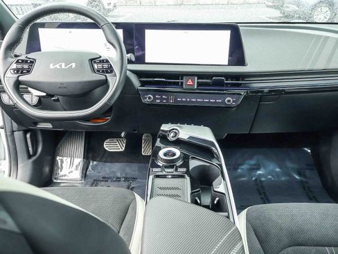 Used 2022 Kia EV6 GT-Line w/ GT-Line Suede Seat Package image 9