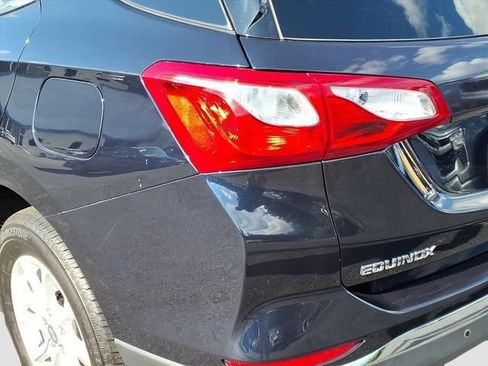 Used 2021 Chevrolet Equinox LT AWD/4WD image 11
