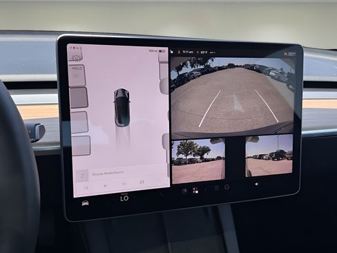 Used 2023 Tesla Model 3 Standard Range RWD image 8