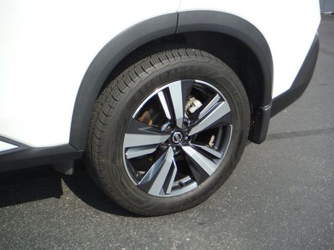 Used 2021 Nissan Rogue SL AWD/4WD image 4
