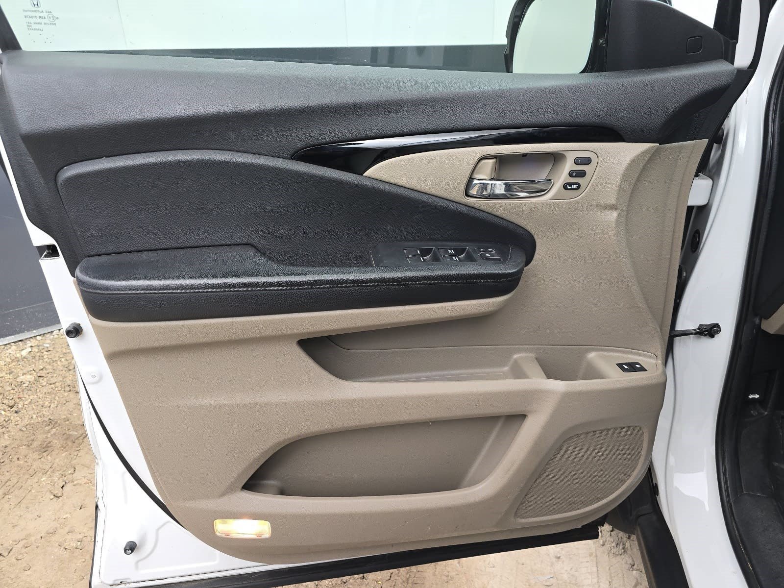 Used 2020 Honda Pilot Elite image 19