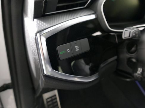 New 2025 Audi Q3 2.0T Premium Plus image 15