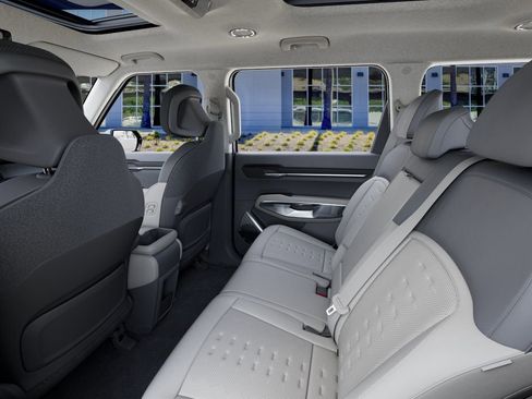 New 2026 Kia EV9 Wind image 18