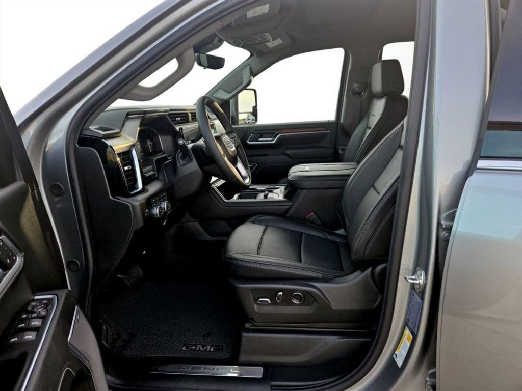 New 2026 GMC Sierra 2500 Denali w/ Technology Package AWD/4WD image 26
