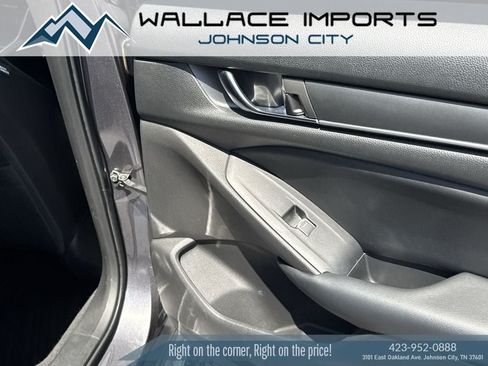 Used 2018 Honda Accord EX image 40