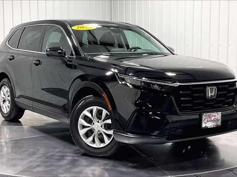 Used 2025 Honda CR-V LX image 3