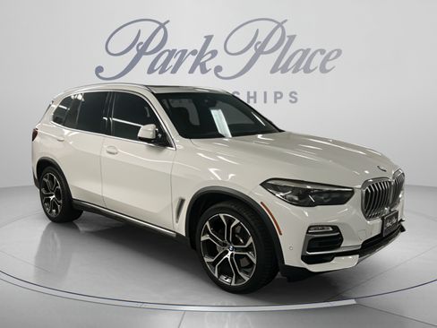 Used 2021 BMW X5 sDrive40i w/ Premium Package RWD image 7