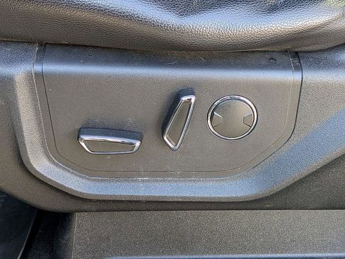 Used 2019 Ford Expedition Limited w/ Equipment Group 301A image 15