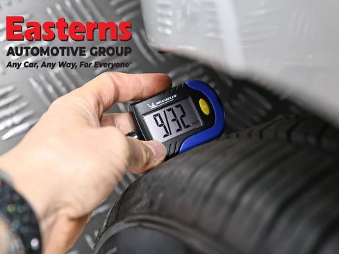 Used 2016 Chevrolet Impala LS w/ Power Convenience Package image 26