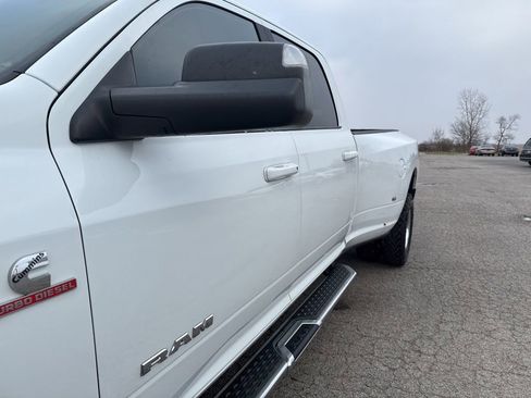 Used 2022 RAM 3500 Big Horn AWD/4WD image 11