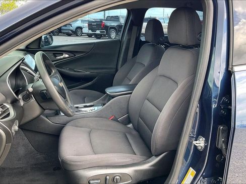 Used 2022 Chevrolet Malibu LT FWD image 18