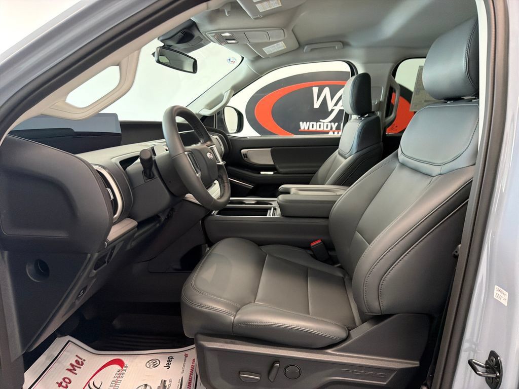New 2027 Ford Expedition Active RWD image 11