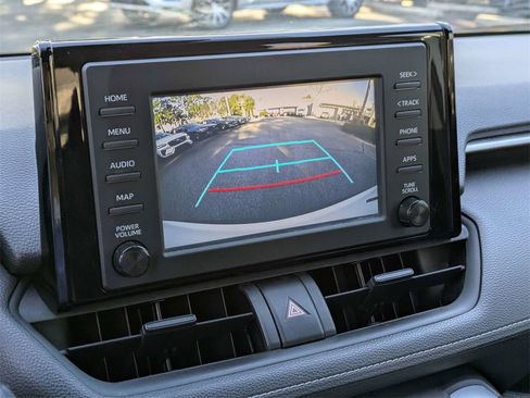 Used 2019 Toyota RAV4 XLE w/ Convenience Package image 23