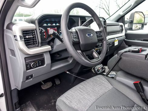 New 2026 Ford F250 XLT w/ Snow Plow Prep Package AWD/4WD image 9